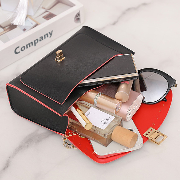 Black accessories,Plain Color accessories,Black Chains Rivet Turnlock Shoulder Bag