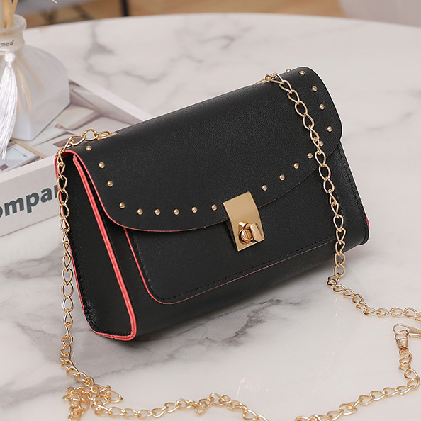 Black accessories,Plain Color accessories,Black Chains Rivet Turnlock Shoulder Bag