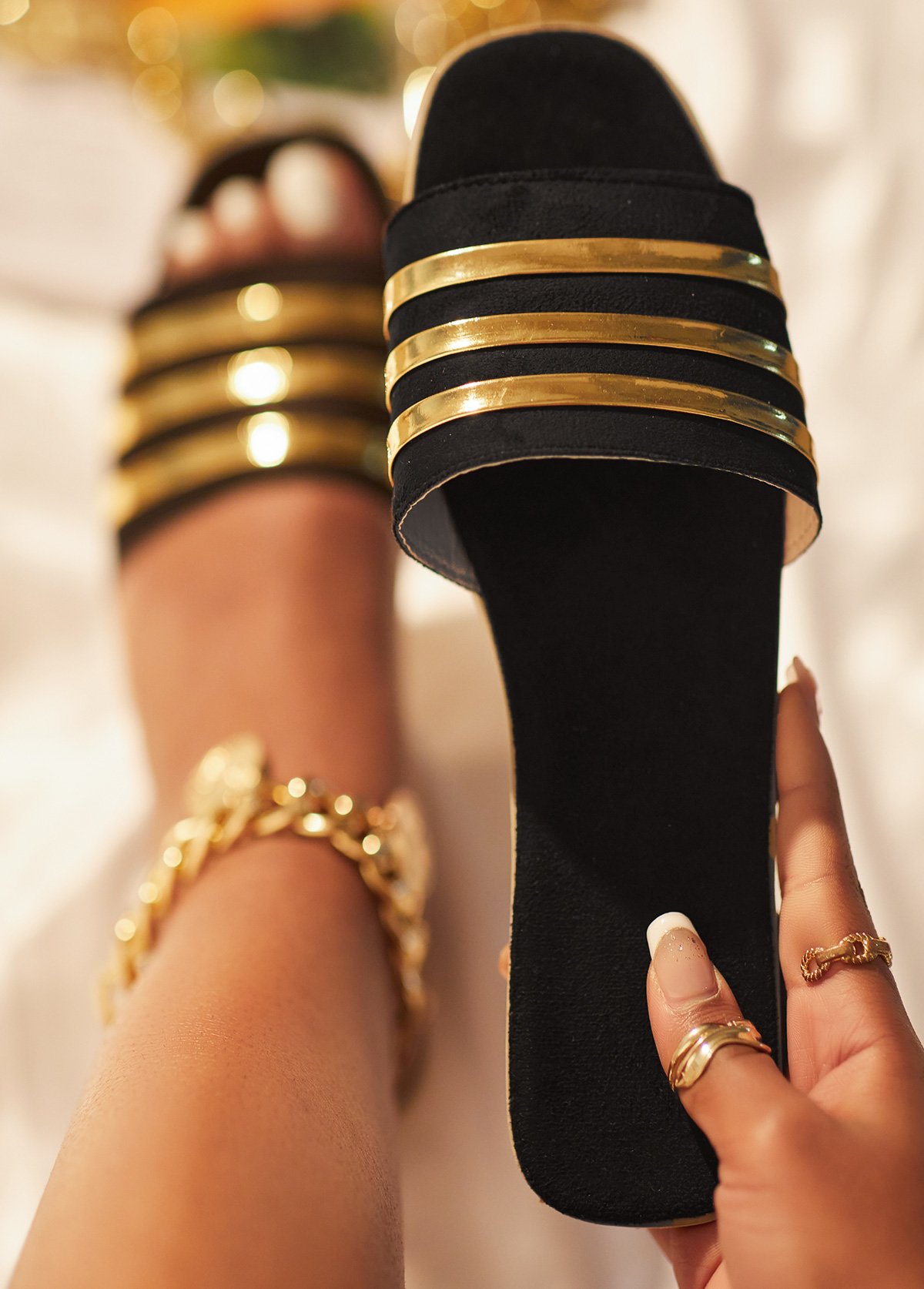 Black accessories,Striped accessories,Striped Black Falt Open Toe Sliders