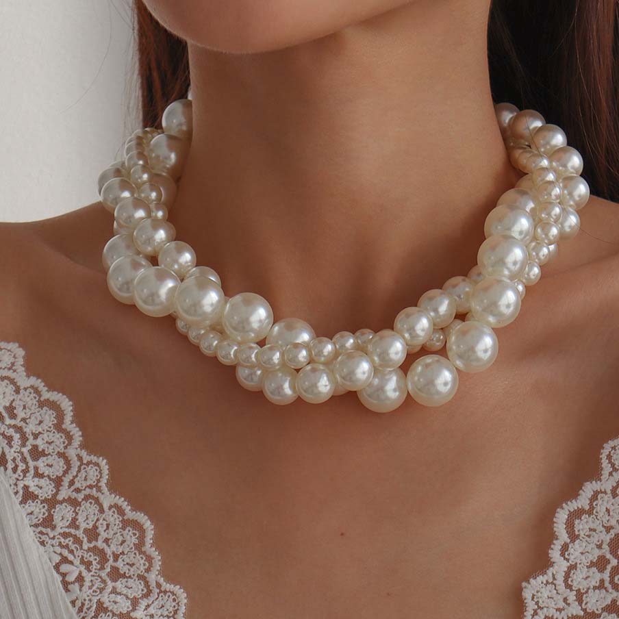 Twist Design Round Pearl White Necklace