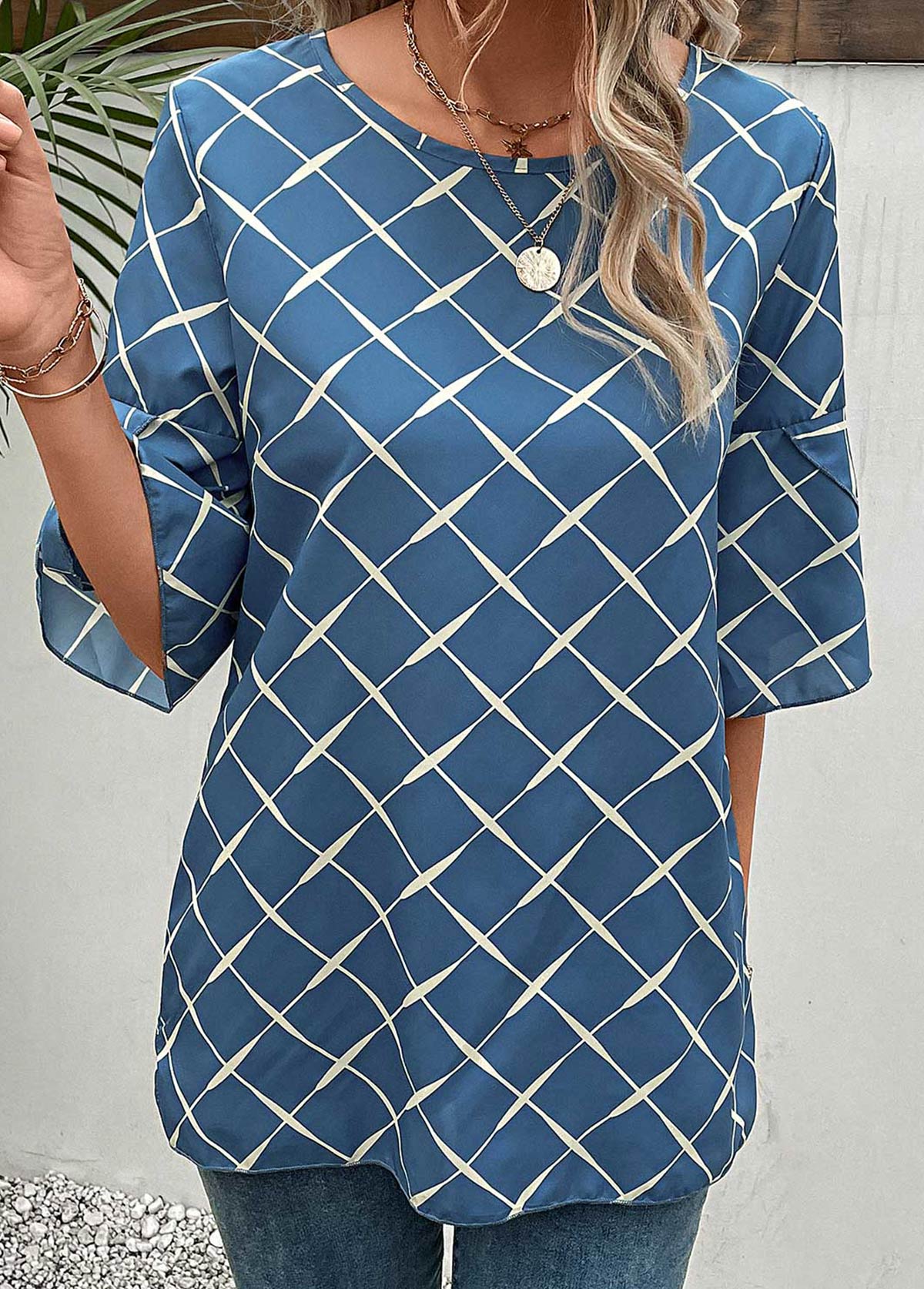 Blue tops,Plaid tops,Striped tops,Geometric tops,Split Plaid Blue Round Neck T Shirt