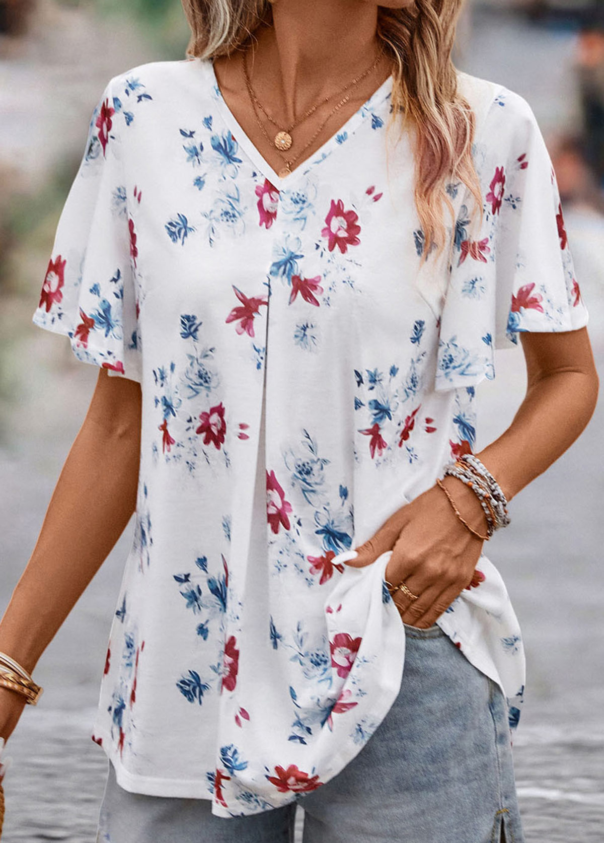 White tops,Floral tops,Plants tops,Floral Print White V Neck Short Sleeve Blouse
