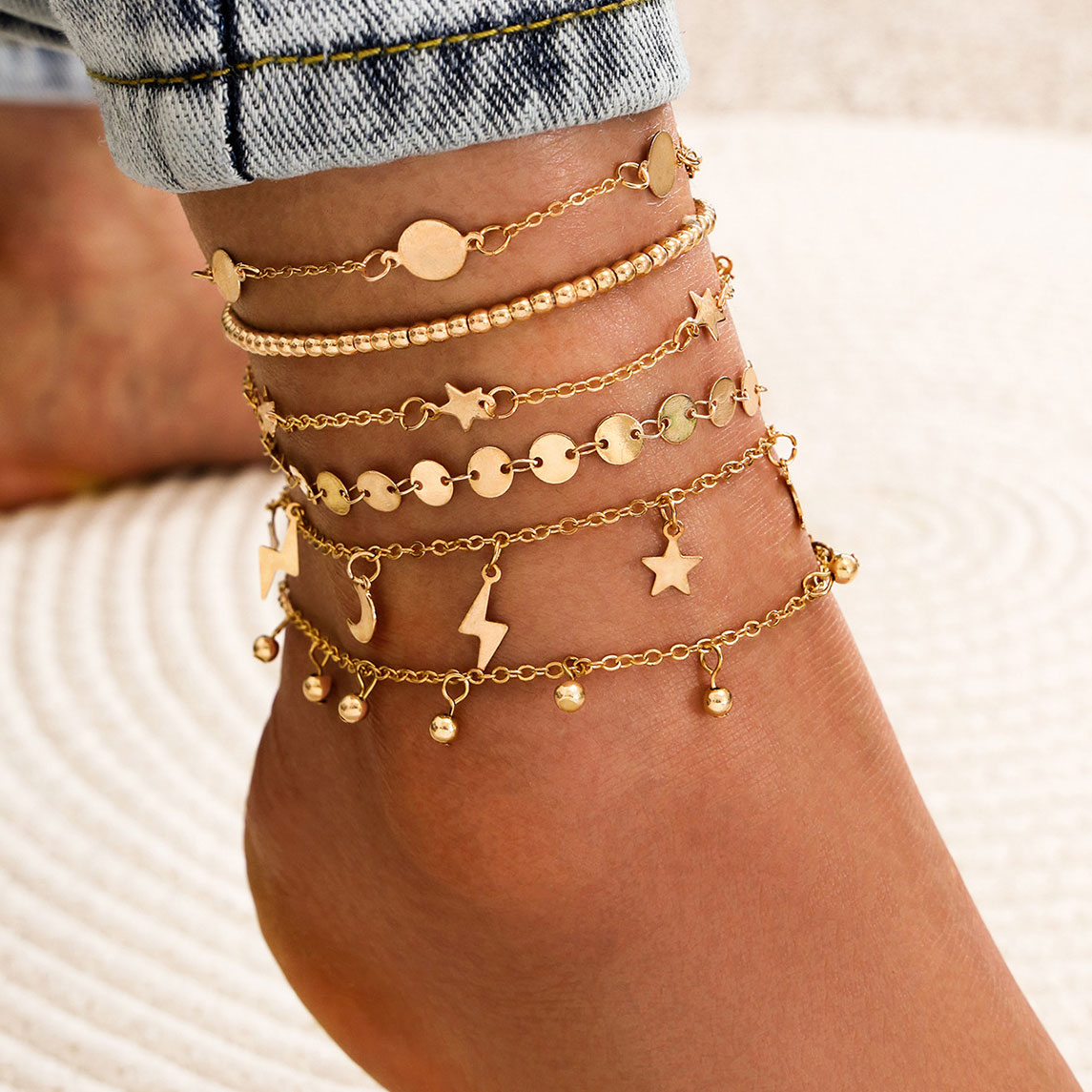 Star Shape Design Round Golden Anklet Set