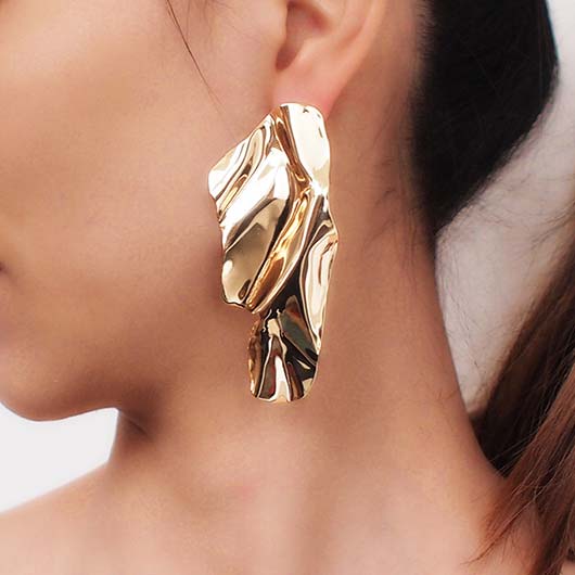 Asymmetric Shape Detail Gold Alloy Earrings