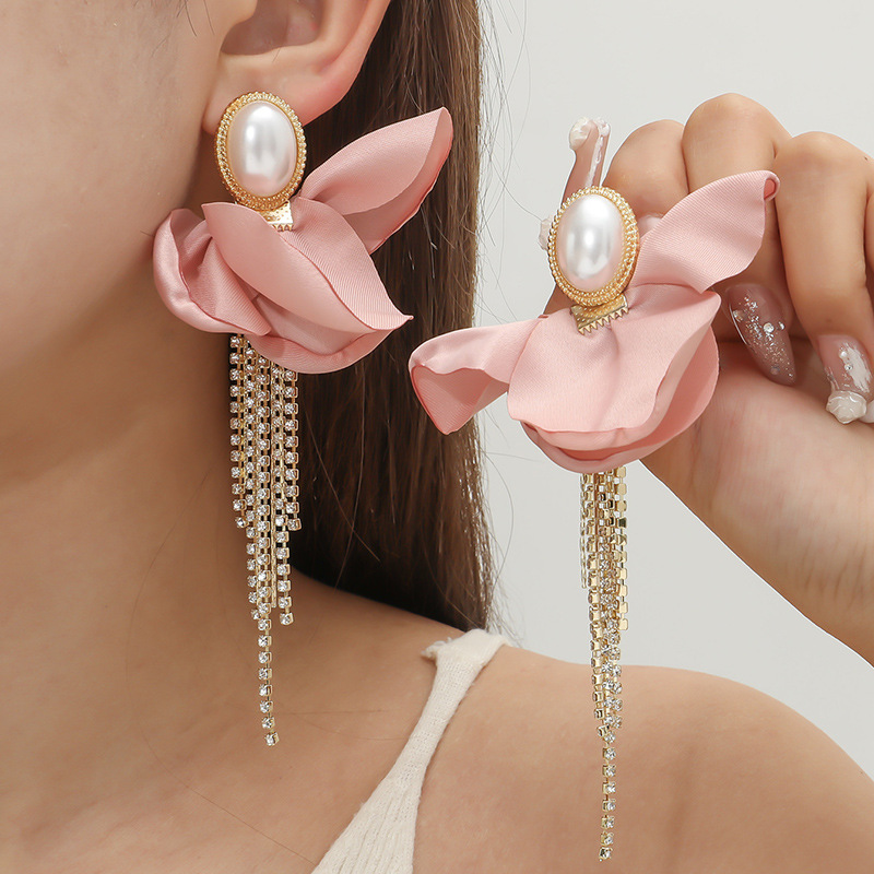 Oval Design Tassel Pearl Pink Earrings