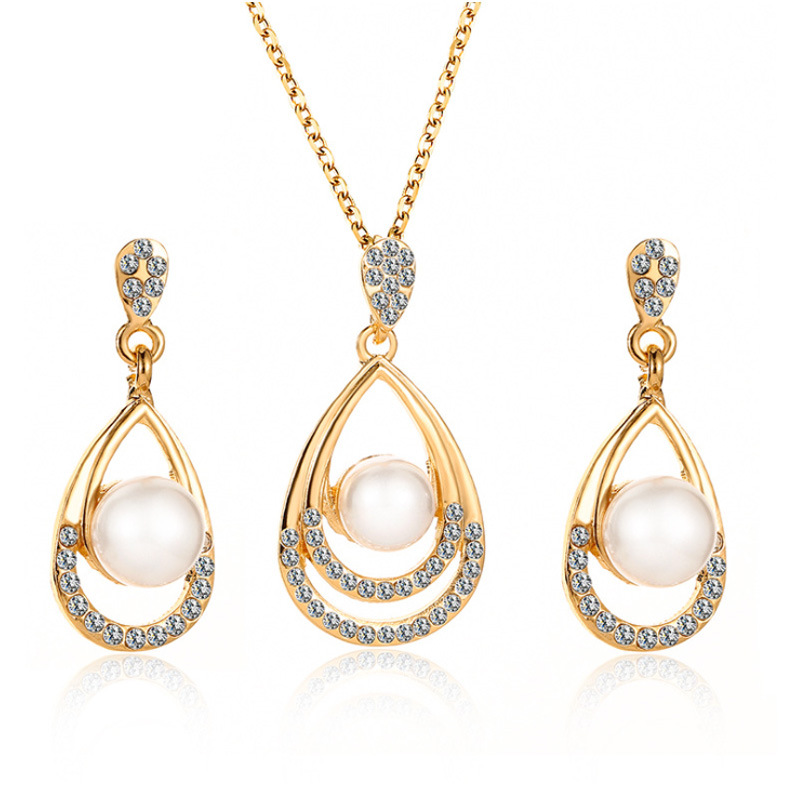 Gold Pearl Rhinestone Alloy Earrings and Necklace