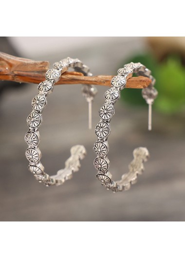 round vintage detail silver alloy earrings