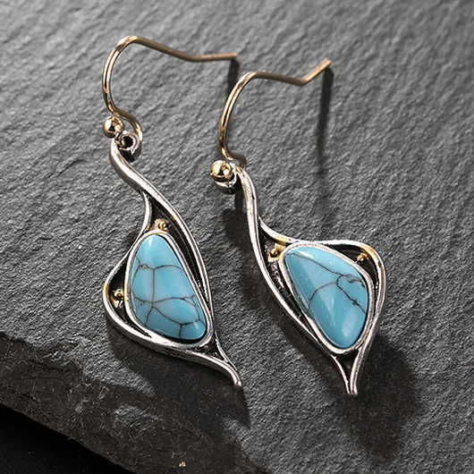 Peacock Blue jewelry,Geometric jewelry,Peacock Blue Alloy Detail Patchwork Earrings