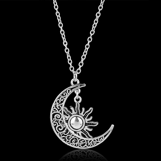 Silver jewelry,Other jewelry,Alloy Retro Hollow Moon Silver Necklace