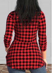 Red tops,Black tops,Geometric tops,Striped tops,Plaid tops,Houndstooth tops,ROTITA Twist Geometric Print Red Heart Collar T Shirt