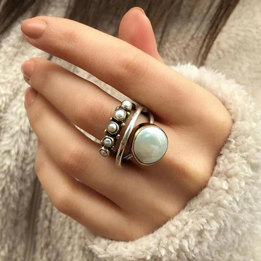 Round Silvery White Alloy Detail Ring