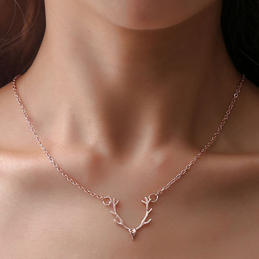 Light Pink Elk Alloy Pendant Necklace