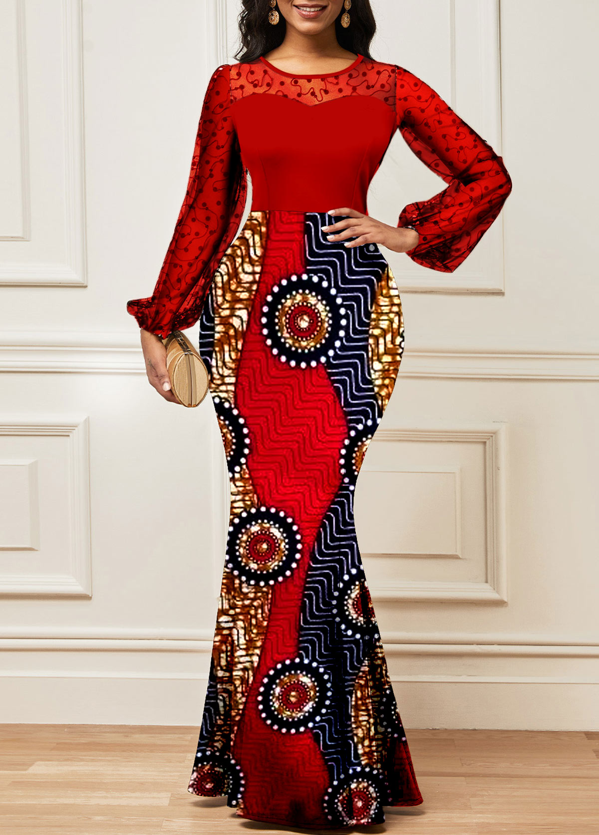 Rotes figurbetontes Maxi-Kleid mit Rotita-Spitzen-Tribal-Print und rundem Ausschnitt