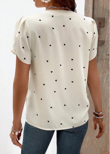 Beige tops,Heart tops,ROTITA Ruched Heart Print Beige Split Neck Short Sleeve Blouse
