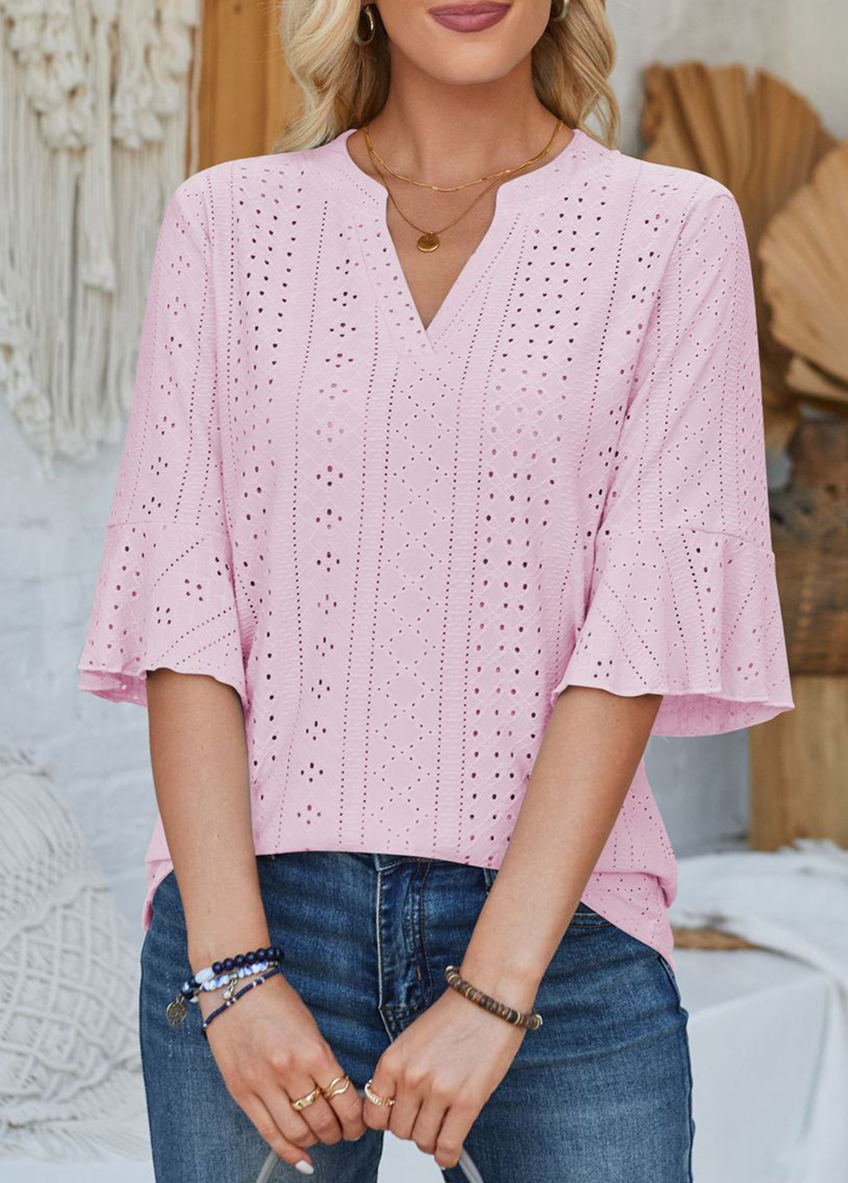 Rosafarbenes Jacquard-T-Shirt mit geteiltem Ausschnitt und halben Ärmeln