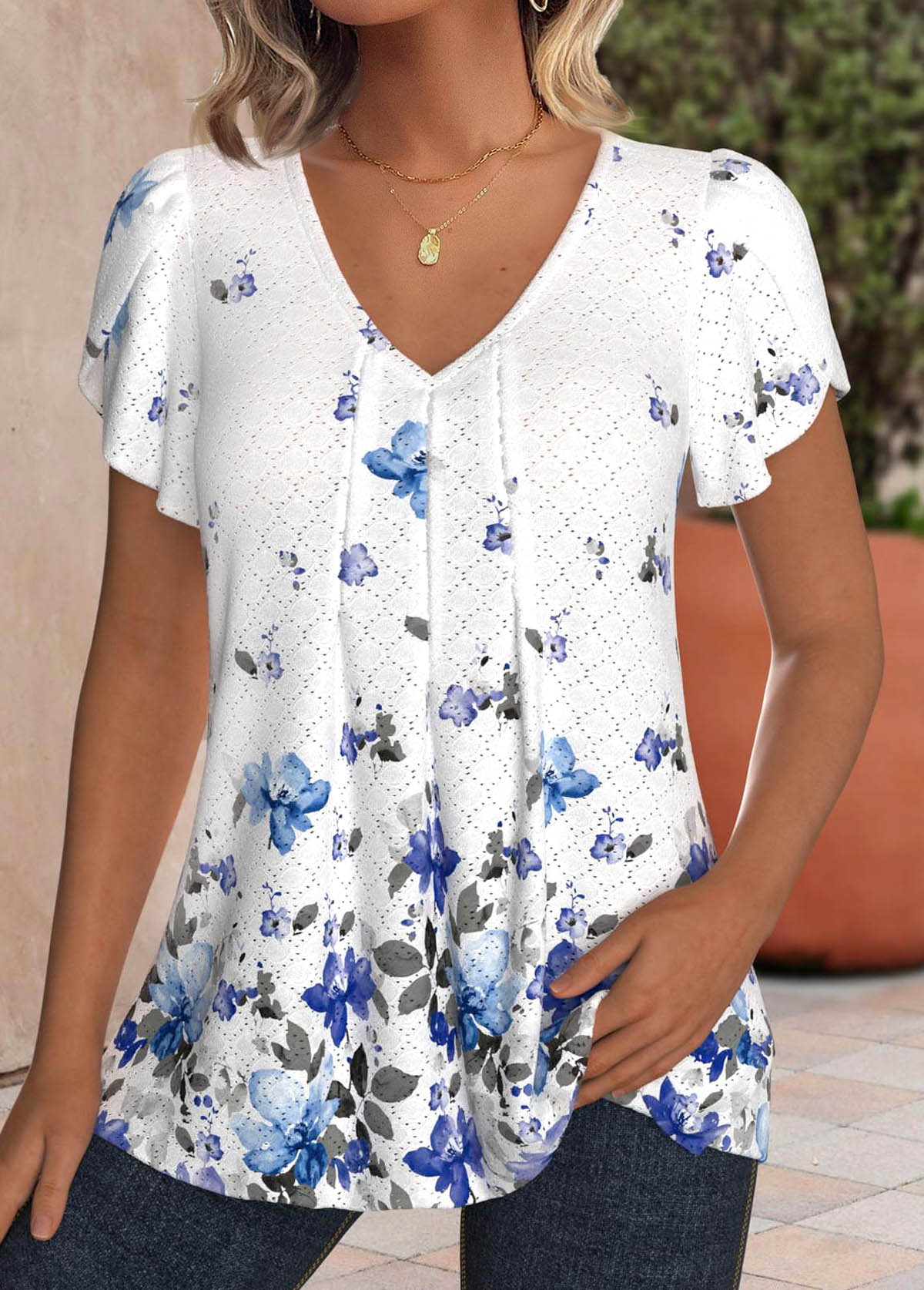 ROTITA Hollow Out Floral Print White V Neck T Shirt