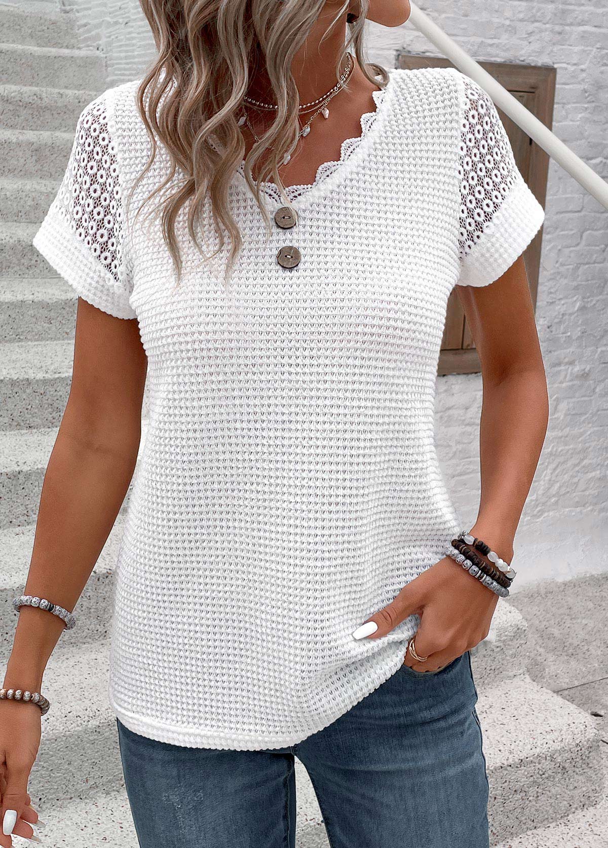 Rotita patchwork t-shirt blanc à manches courtes et col en V