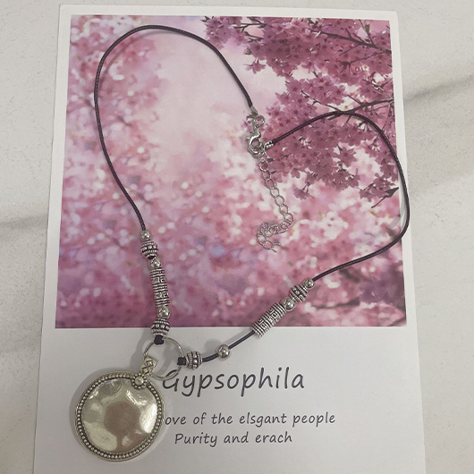 Silvery White jewelry,Geometric jewelry,Round Silvery White Faux Leather Necklace