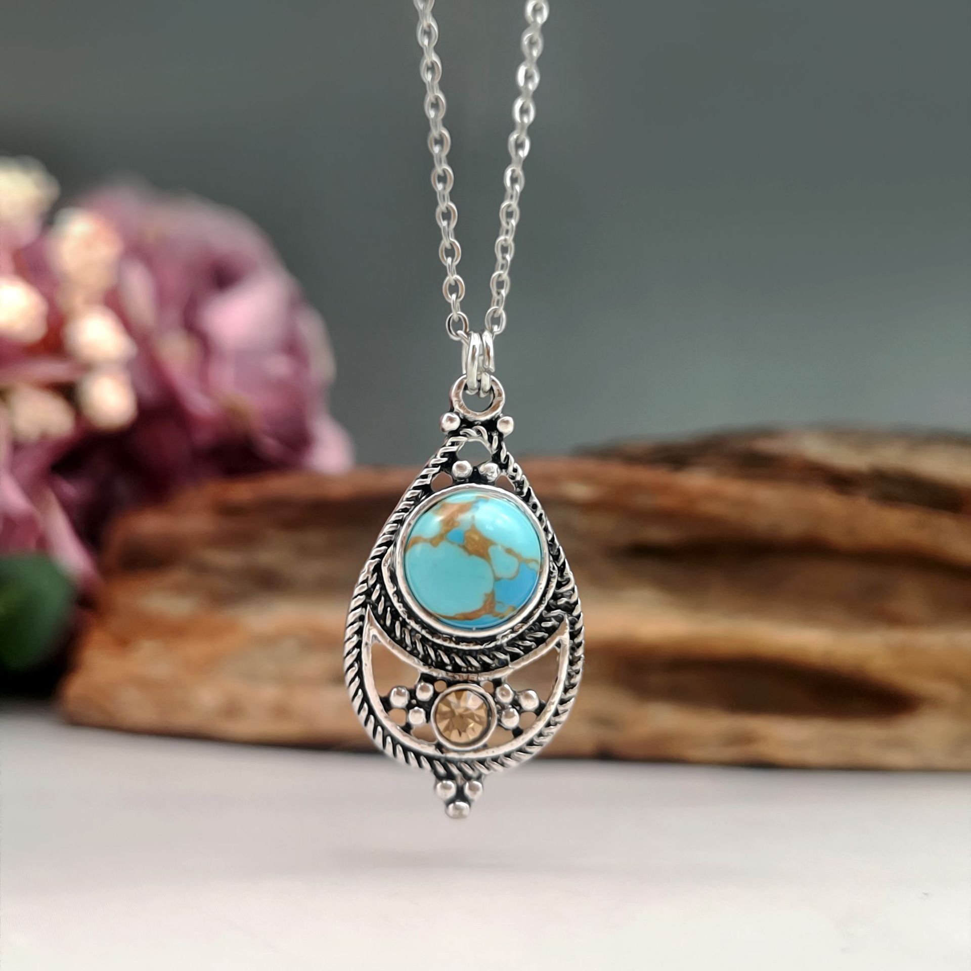 Mint Green Alloy Turquoise Teardrop Necklace