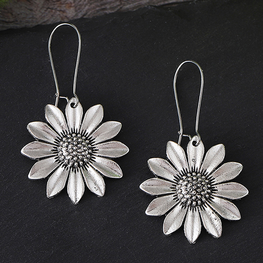 Silvery White jewelry,Silvery White Sunflower Design Alloy Earrings