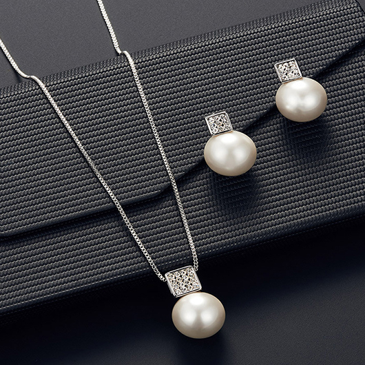 Silvery White jewelry,Geometric jewelry,Silvery White Pearl Alloy Geometric Earrings