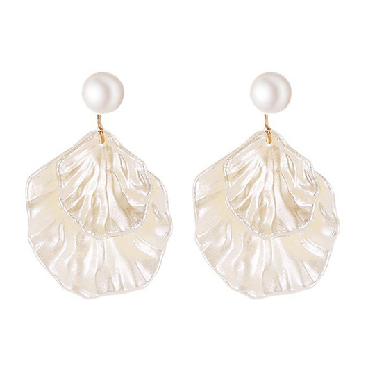 White jewelry,Geometric jewelry,Shell Design White Polyresin Pearl Earrings