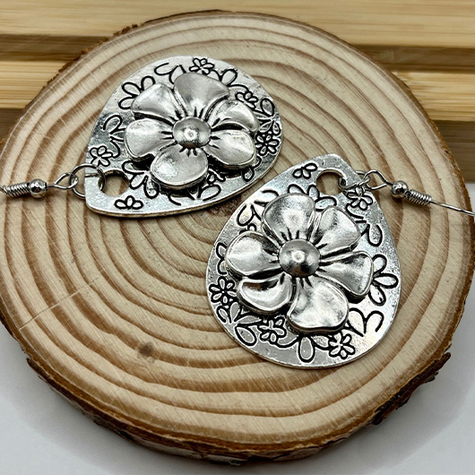 Silver Floral Retro Waterdrop Alloy Earrings