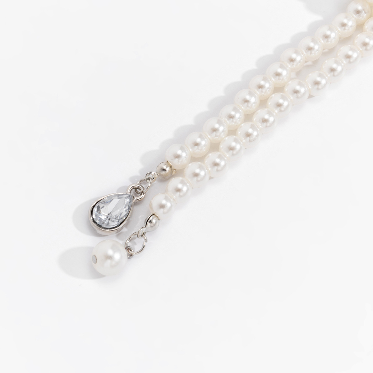 White jewelry,Geometric jewelry,White Pearl Detail Geometric Pattern Necklace