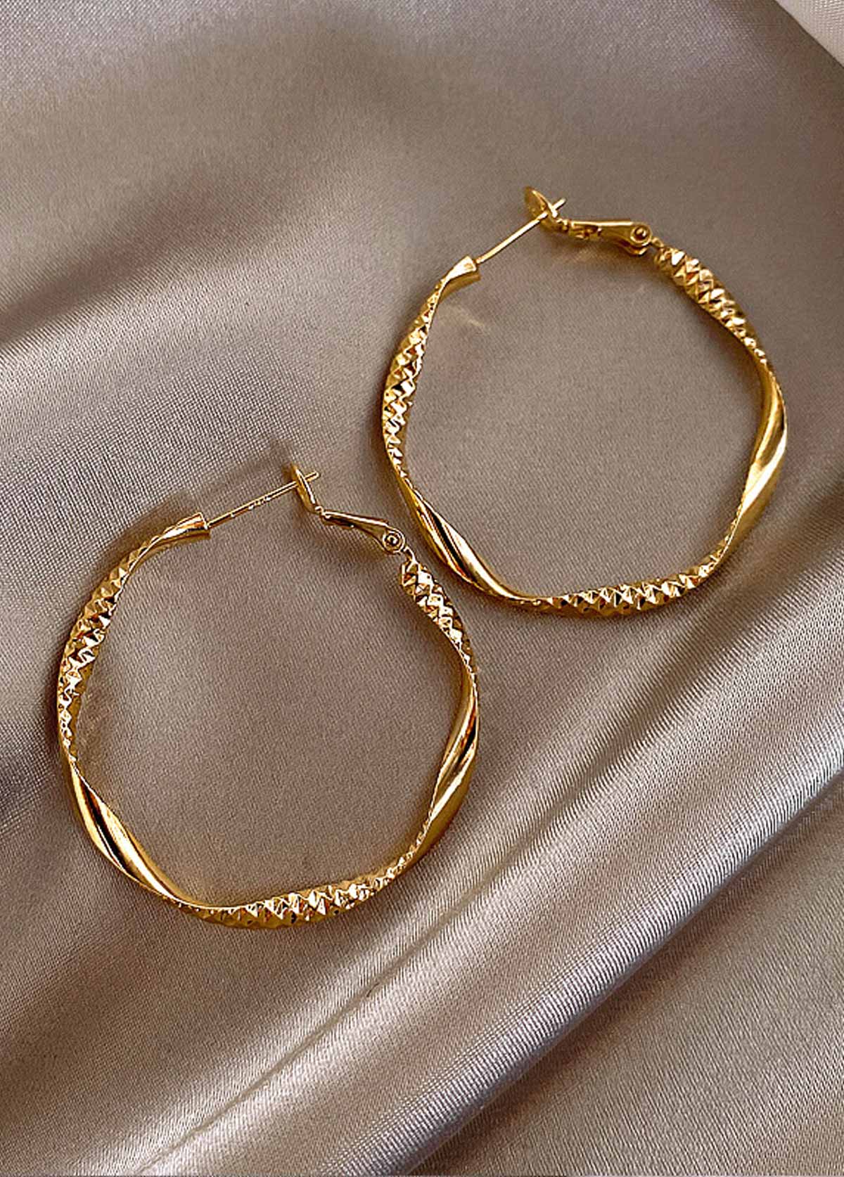Golden jewelry,Other jewelry,Design Alloy Golden Round Shape Earrings