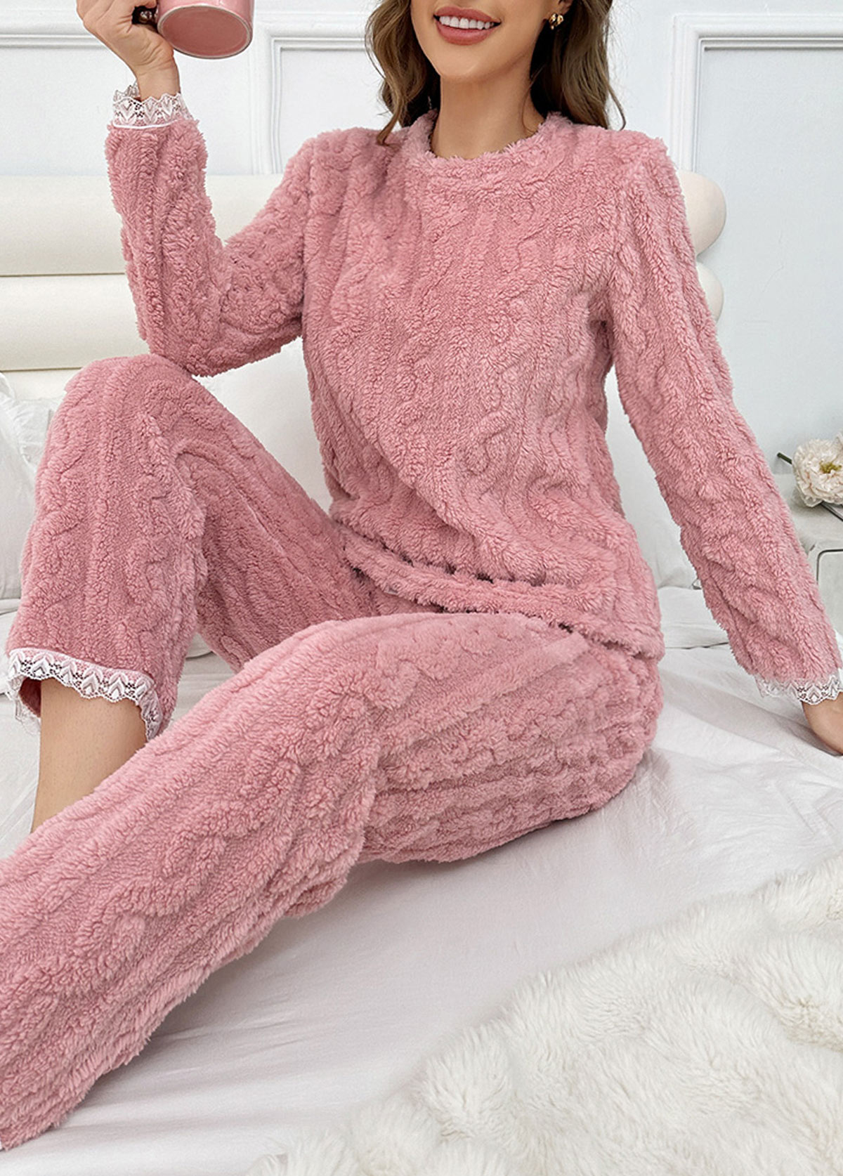 Light Pink loungewear,Contrast Color loungewear,Light Pink Round Neck Lounge Top and Pants