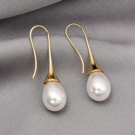 Golden jewelry,Geometric jewelry,Golden Pearl Copper Teardrop Design Earrings