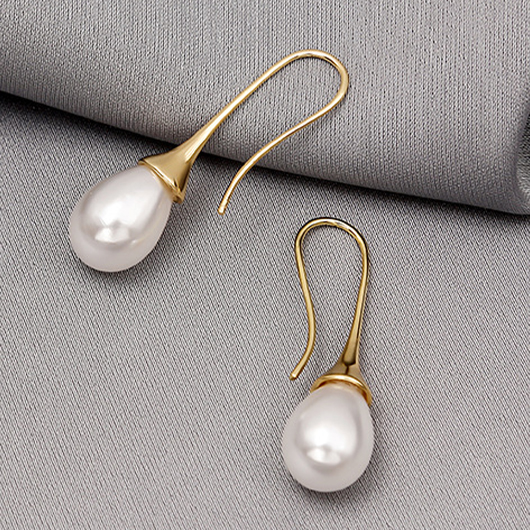 Golden jewelry,Geometric jewelry,Golden Pearl Copper Teardrop Design Earrings