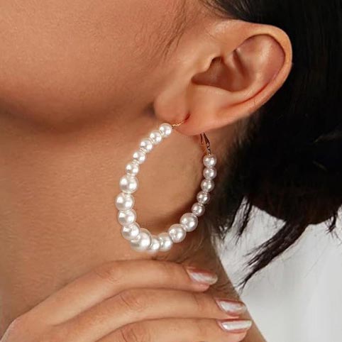 White jewelry,Round White Pearl Detail Large Earrings