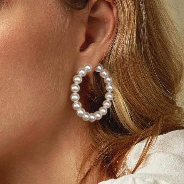 White jewelry,Round White Pearl Detail Large Earrings