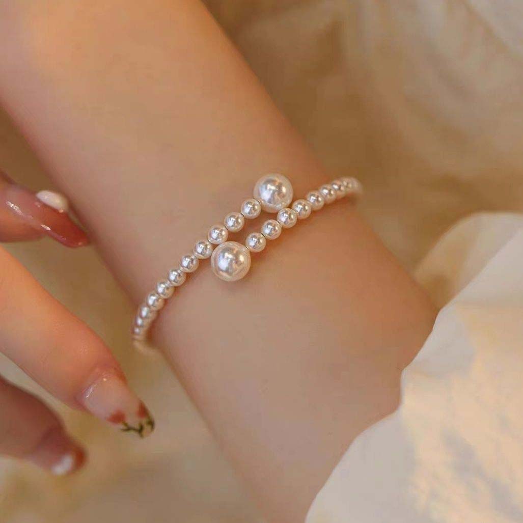 White jewelry,Geometric jewelry,Pearl Design Round Geometric White Bangle