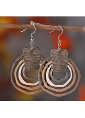 boucles d'oreilles géométriques avec détails en bois marron clair