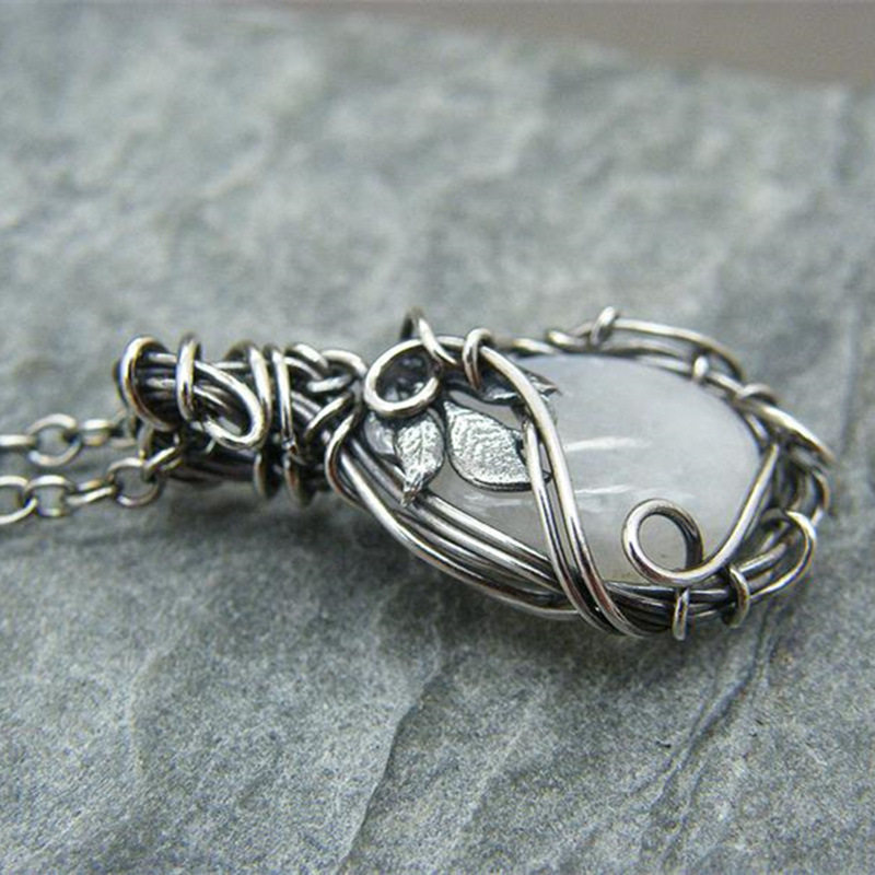 Silvery White jewelry,Plants jewelry,Geometric jewelry,Teardrop Silvery White Alloy Geometric Pendant Necklace