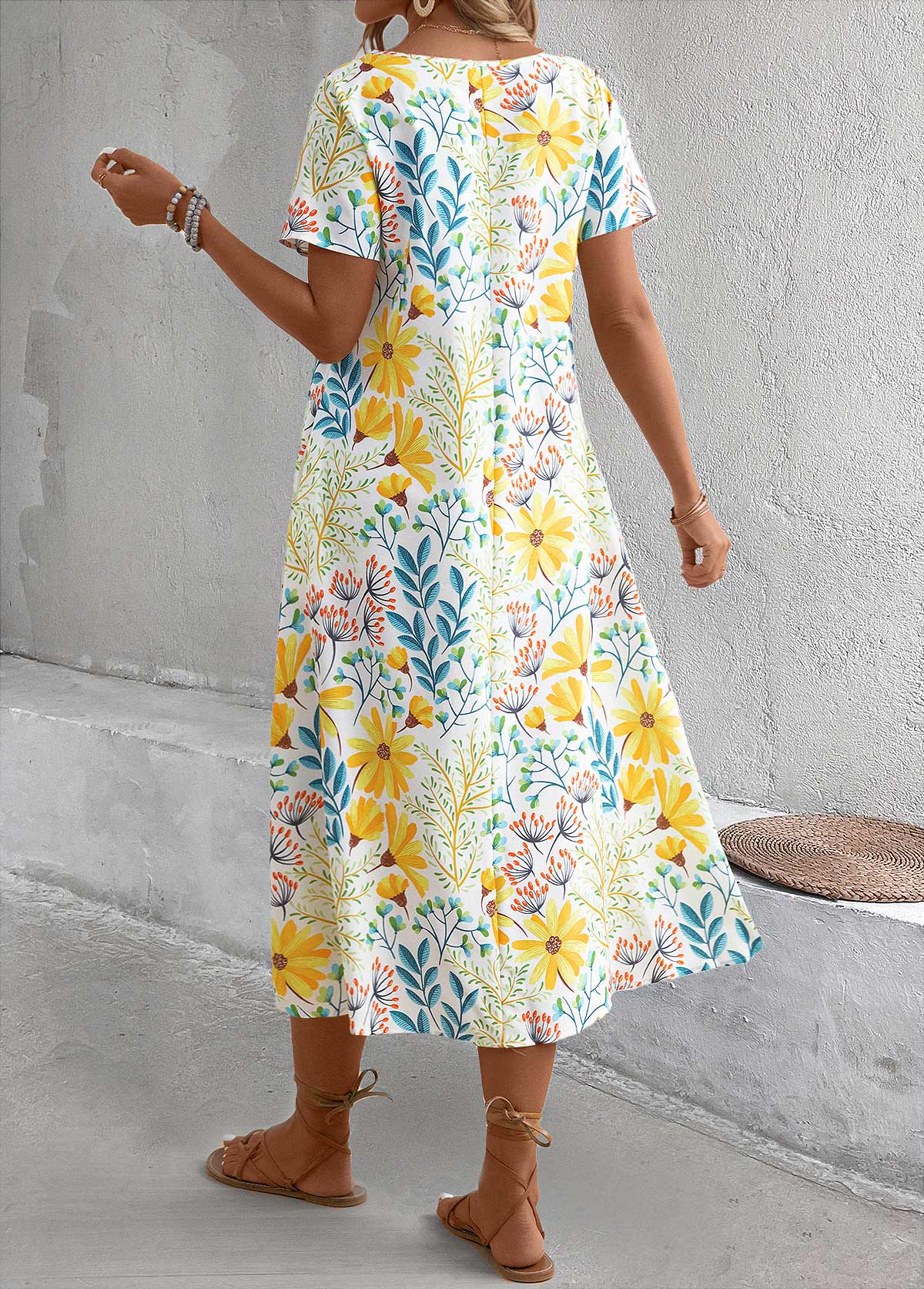 Yellow dresses,Floral dresses,Plants dresses,Vacation dresses,Vacation dresses,Pocket Floral Print Yellow A Line Round Neck Dress