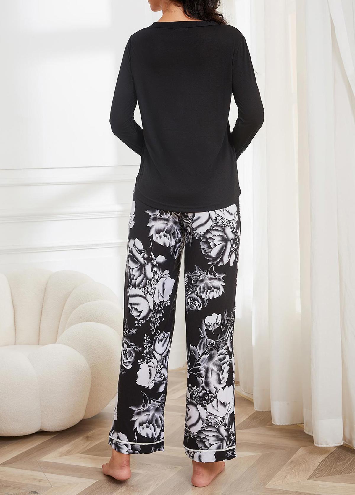 Black loungewear,Floral loungewear,Plants loungewear,Floral Print Black V Neck Lounge Top and Pants