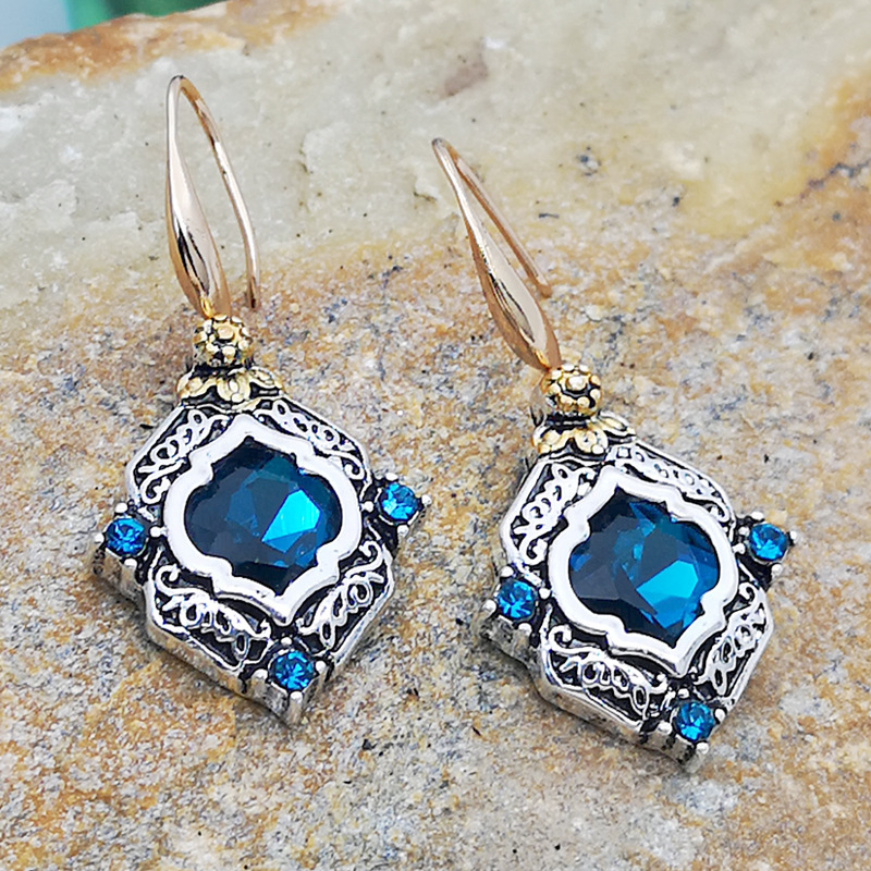 Sky Blue Rhinestone Alloy Material Earrings