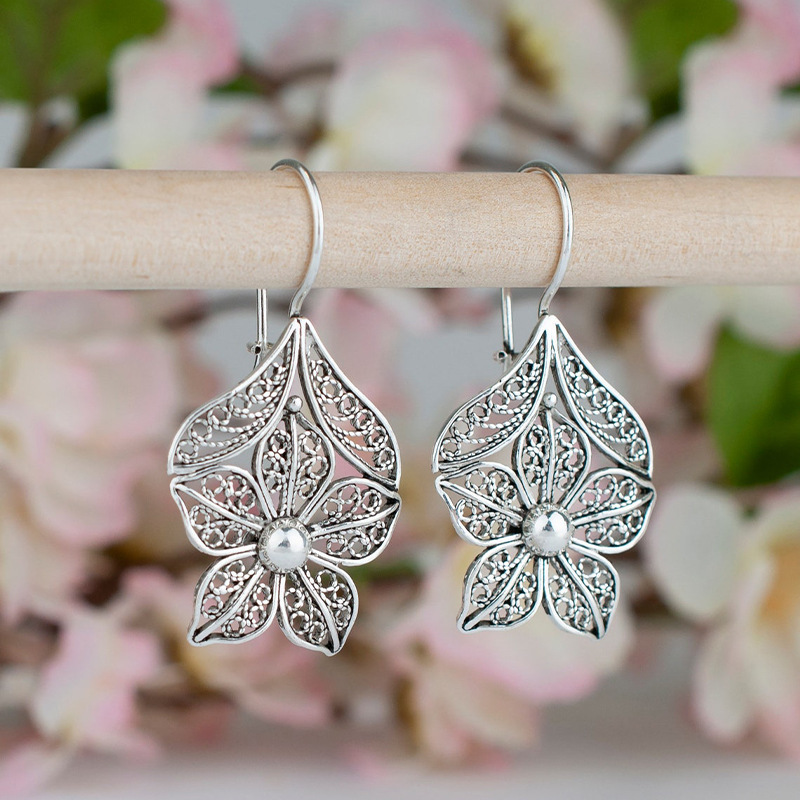 Silver jewelry,Floral jewelry,Plants jewelry,Silver Alloy Hollow Design Floral Earrings