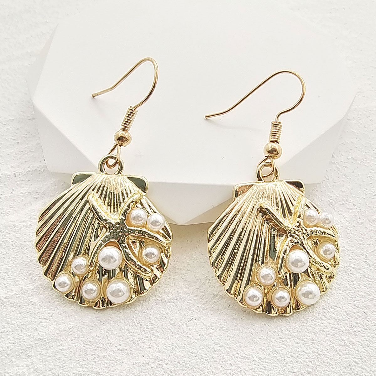 Golden jewelry,Animal Print jewelry,Shell Golden Alloy Starfish Pearl Earrings
