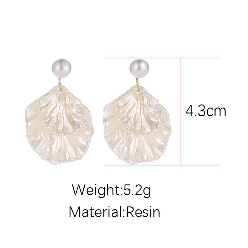 White jewelry,Pearl Polyresin Detail White Color Earrings