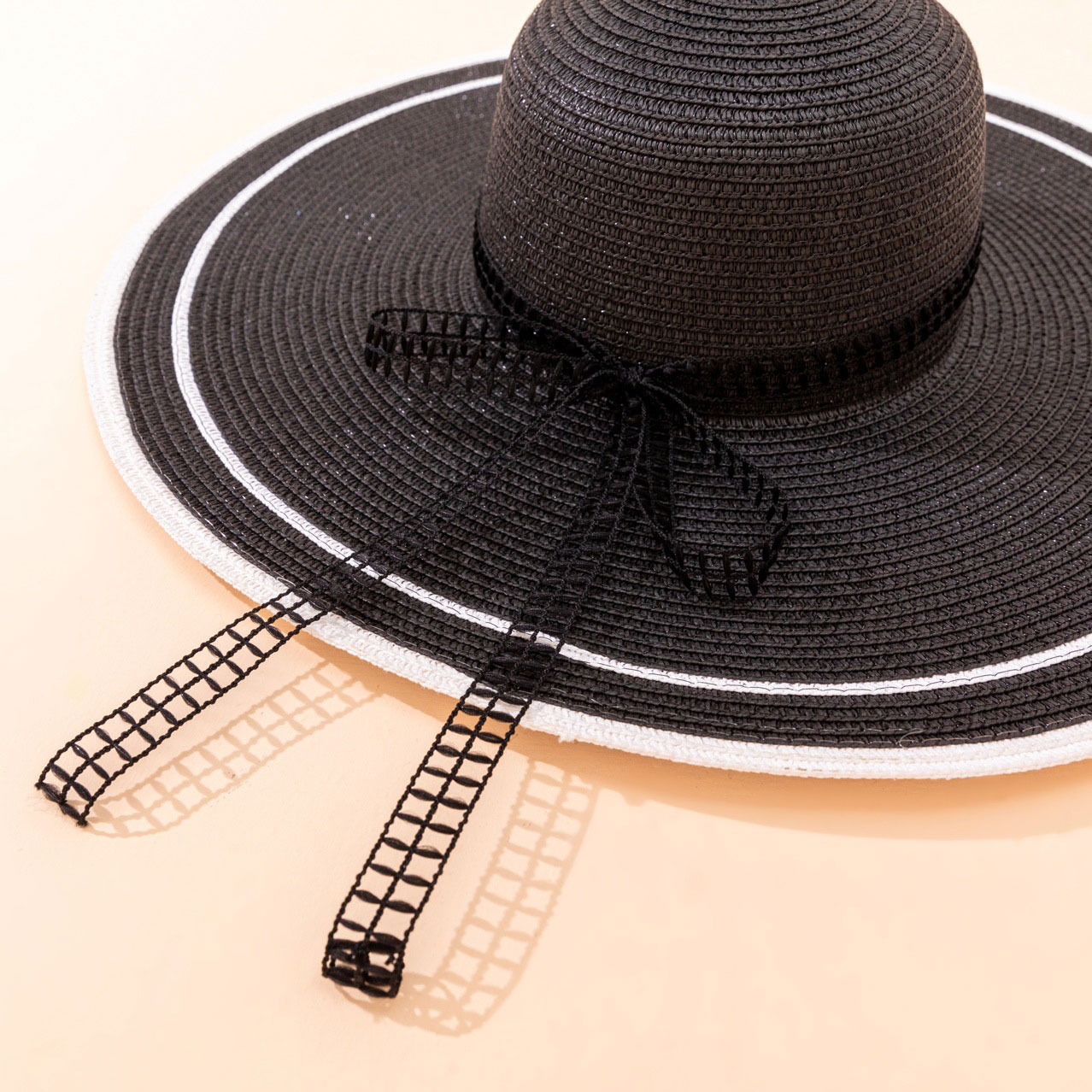 Black accessories,Contrast Color accessories,Bow Detail Black Color Visor Hat