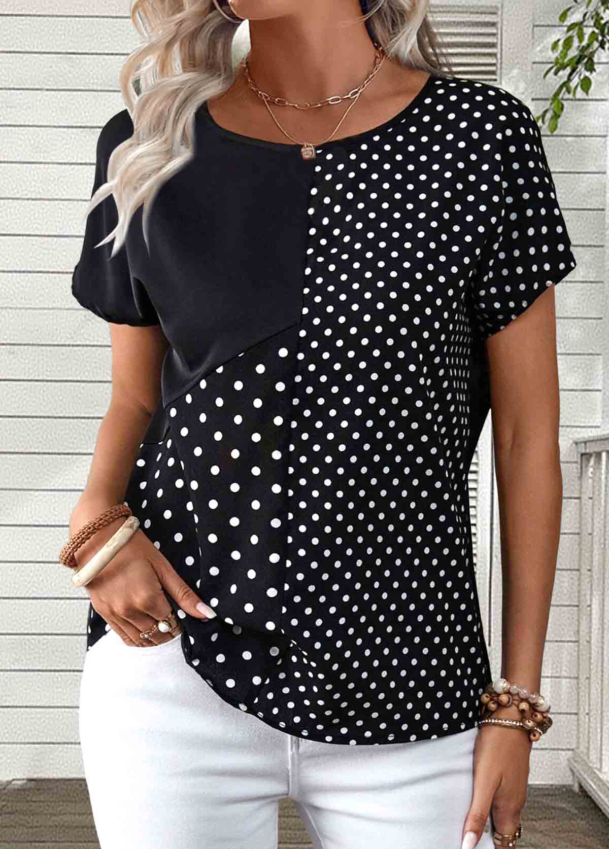 Rotita Patchwork-T-Shirt mit Polka Dots in Schwarz und Rundhalsausschnitt