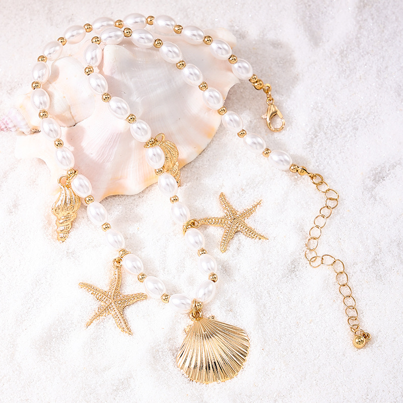 hell Pearl Detail Golden Color SNecklace