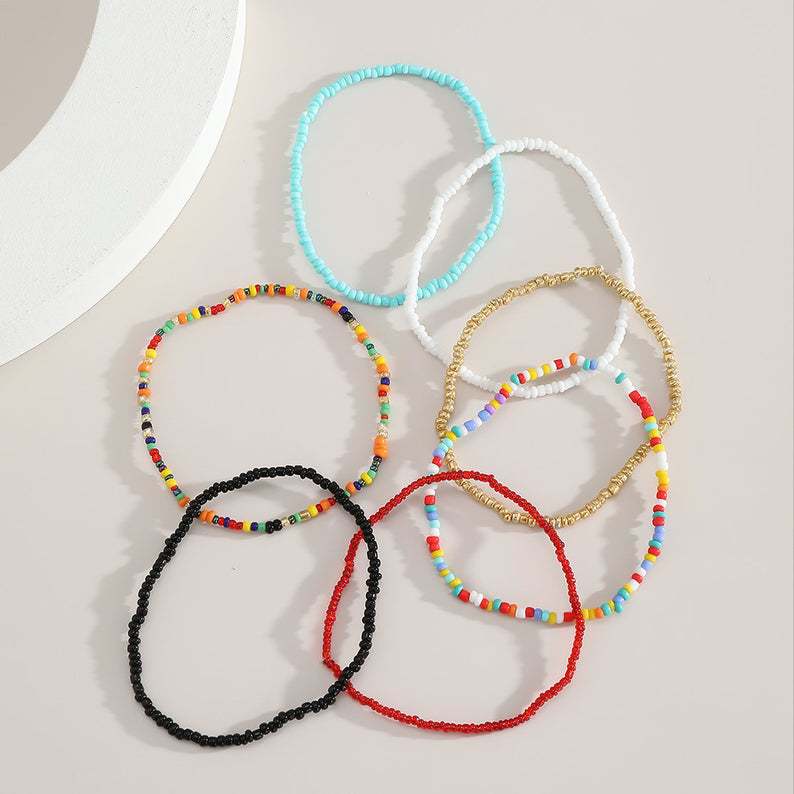 ensemble de bracelets de cheville bohèmes en perles de rocaille multicolores