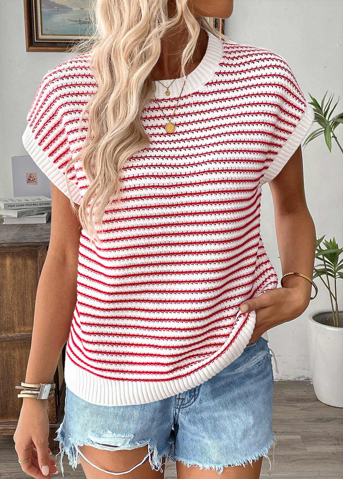 Red tops,Contrast Color tops,Red Round Neck Short Sleeve T Shirt