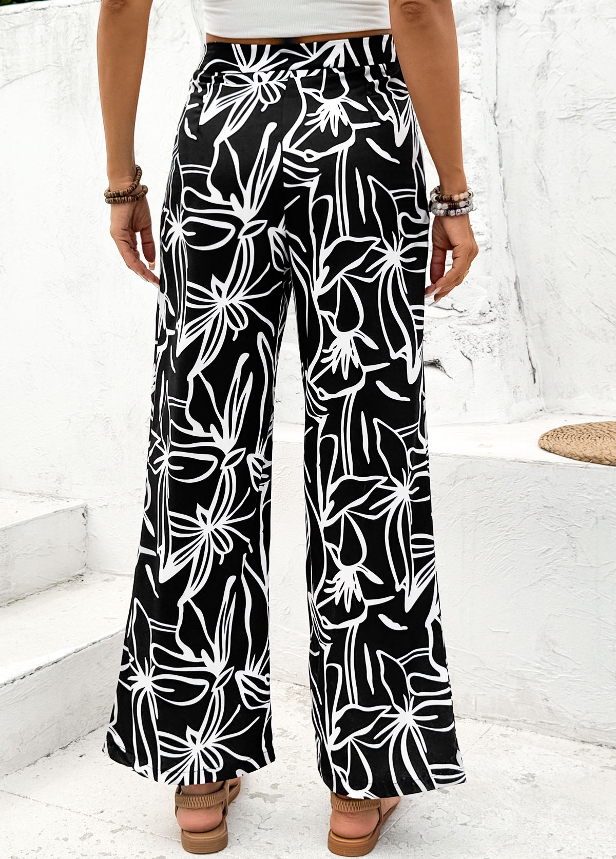 Black bottoms,Plants bottoms,Floral bottoms,Random Floral Print Black Straight Leg Elastic Waist Pants