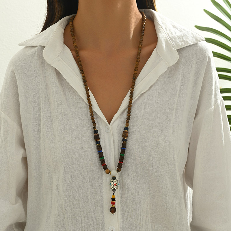 Dark Coffee jewelry,Dark Coffee Color Wood Detail Necklace
